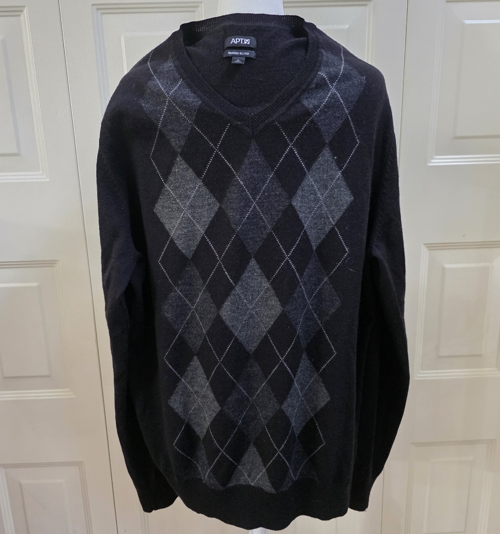 Apt 9 Black Argyle pullover Merino Wool Blend Sweater Men’s Size XL